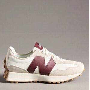 New Balance 327 Women's Moonbeam and Burgundy Sneakers size 6